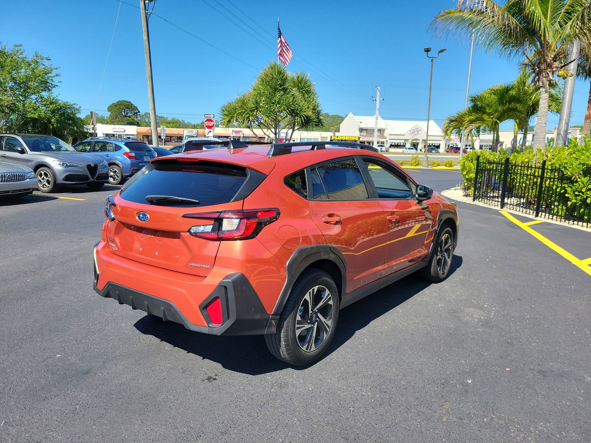 Used 2025 Subaru Crosstrek 2.0i Premium AWD/4WD image 6