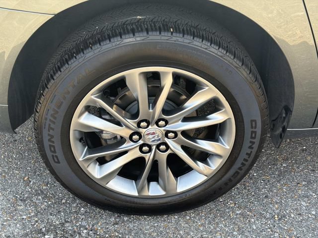 Used 2024 Buick Enclave Avenir w/ Avenir Technology Package FWD image 5