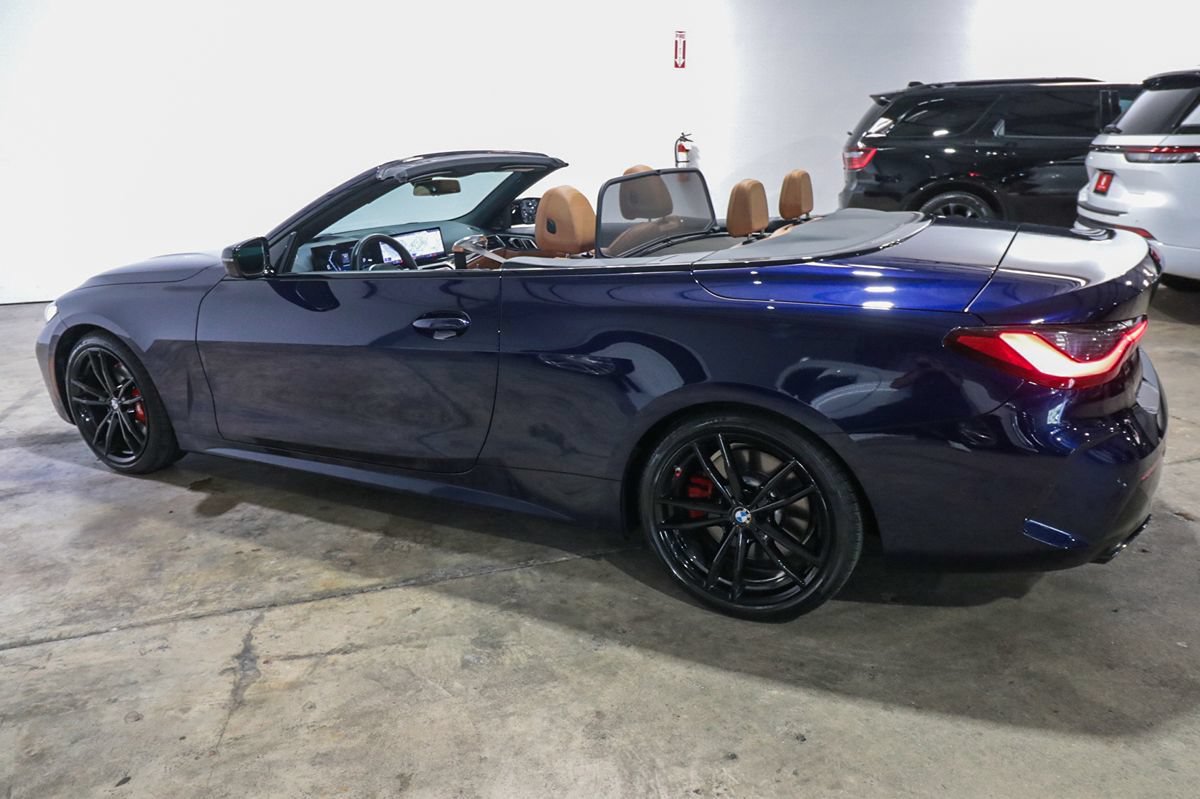 Used 2024 BMW M440i Convertible RWD image 10