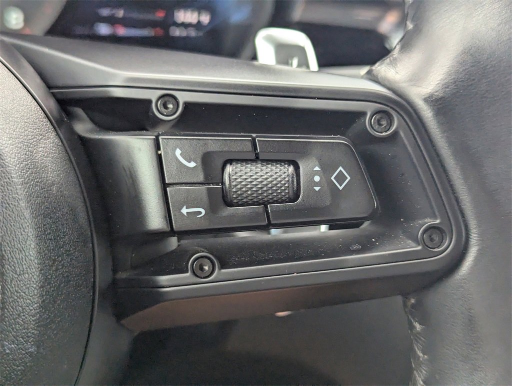 Used 2023 Porsche Macan Turbo image 20