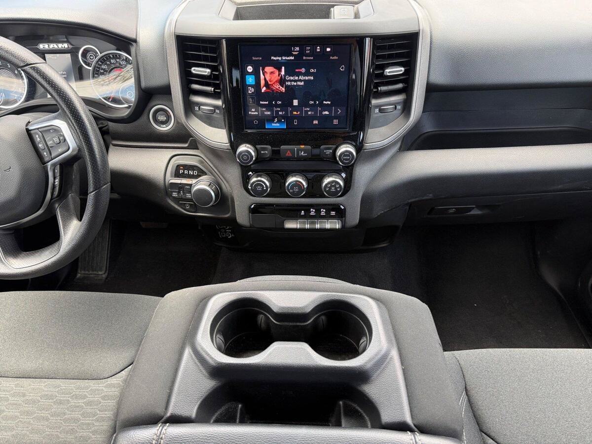 Used 2025 RAM 1500 Tradesman AWD/4WD image 11