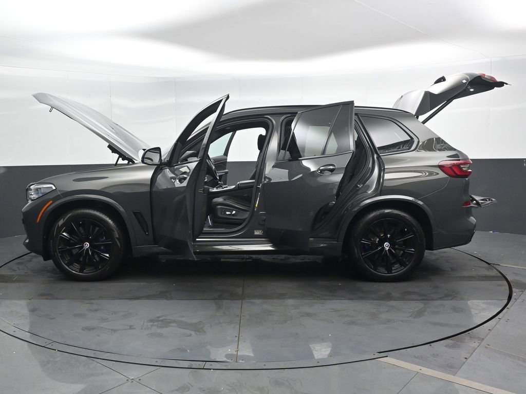Used 2023 BMW X5 M50i w/ Executive Package AWD/4WD image 58