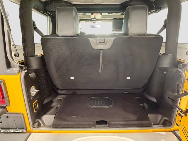 Used 2015 Jeep Wrangler Sahara w/ Dual Top Group AWD/4WD image 20