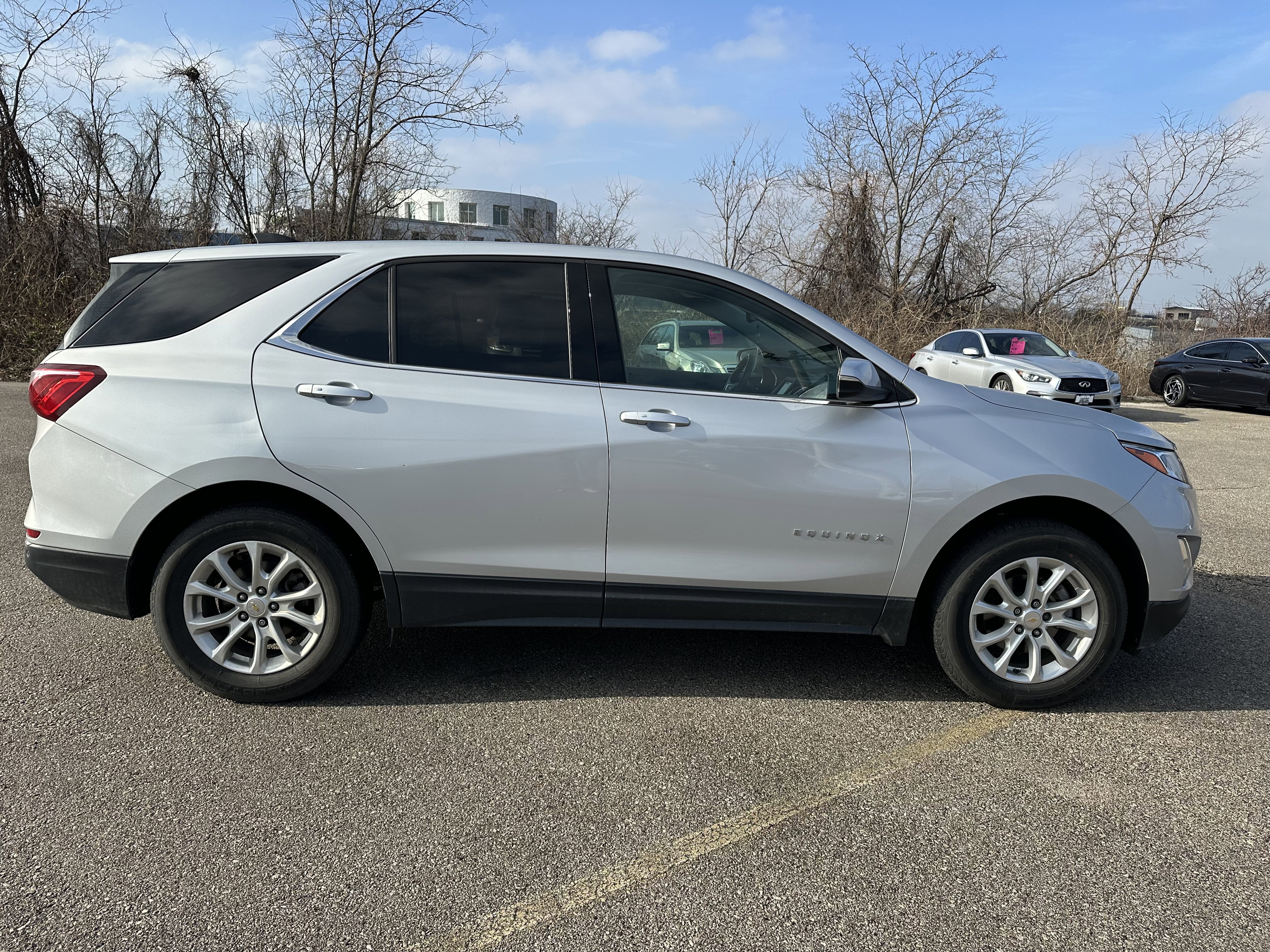 Used 2018 Chevrolet Equinox LT image 8