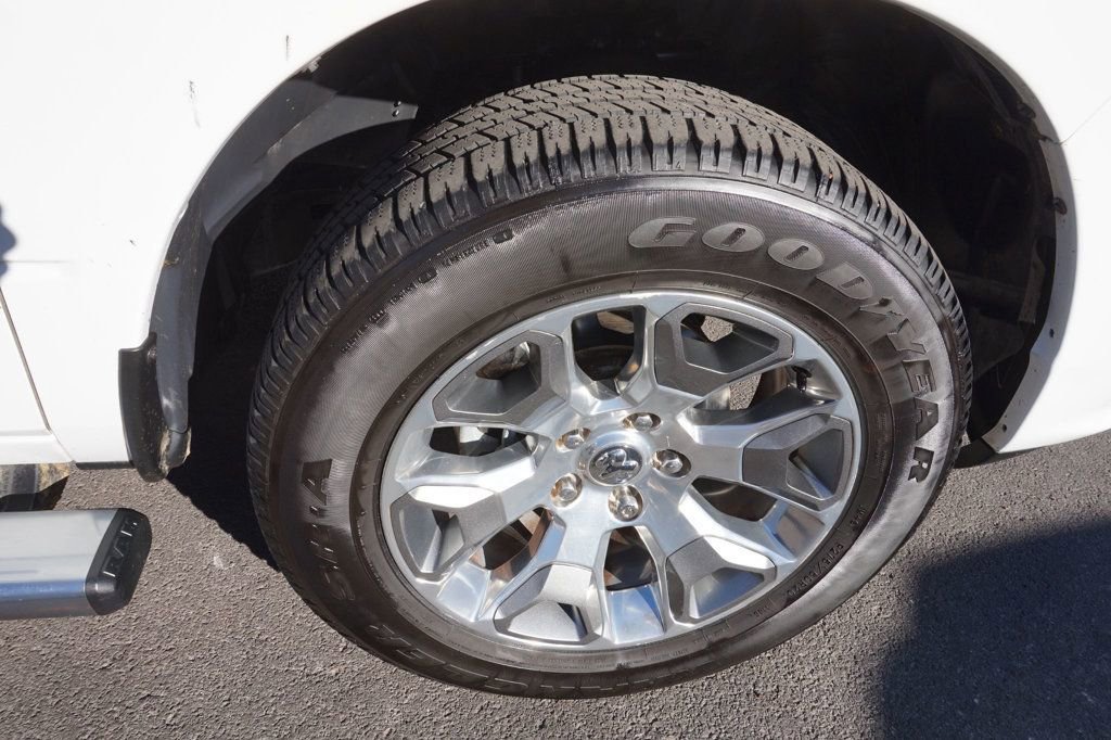 Used 2017 RAM 1500 Limited image 14