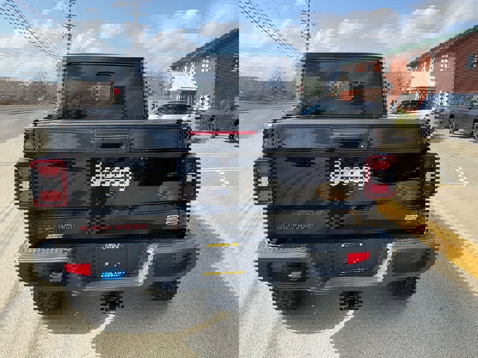 Used 2021 Jeep Gladiator Overland w/ Popular Equipment Package image 4