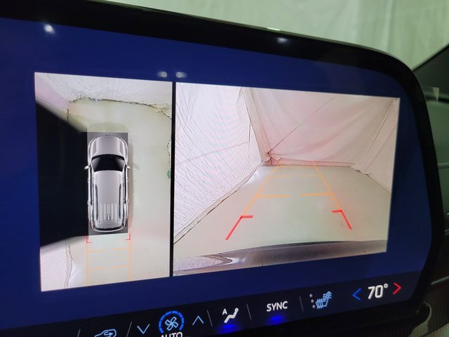 New 2026 Chevrolet Traverse Z71 w/ Driver Confidence Package image 16