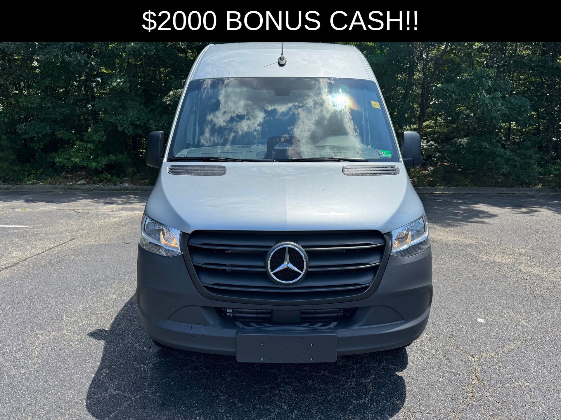 New 2025 Mercedes-Benz Sprinter 2500 image 2