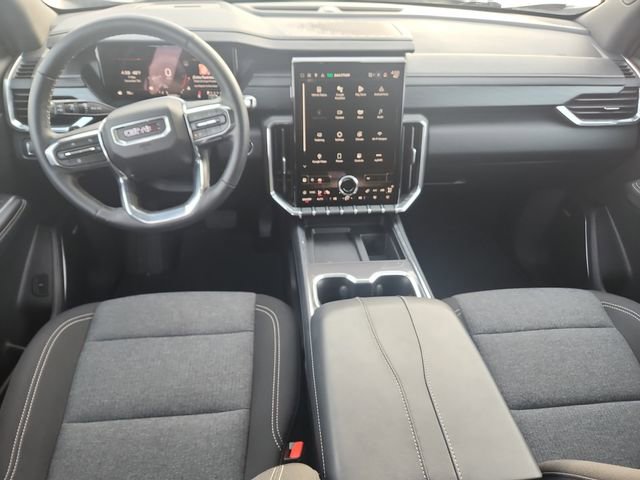 Used 2025 GMC Acadia Elevation image 10