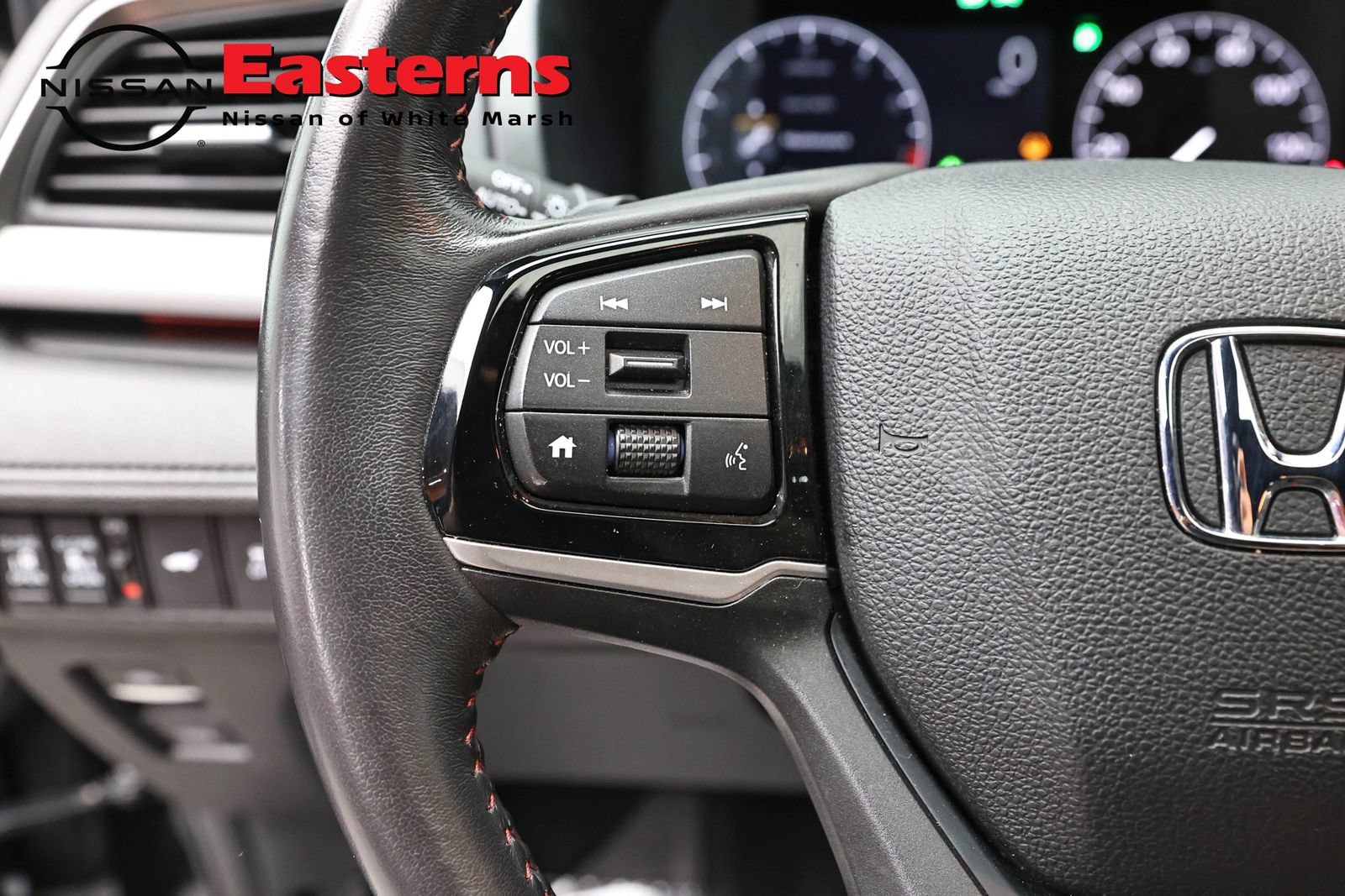 Used 2025 Honda Odyssey Sport-L image 14
