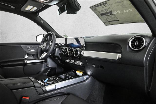 New 2026 Mercedes-Benz GLB 250 4MATIC image 24