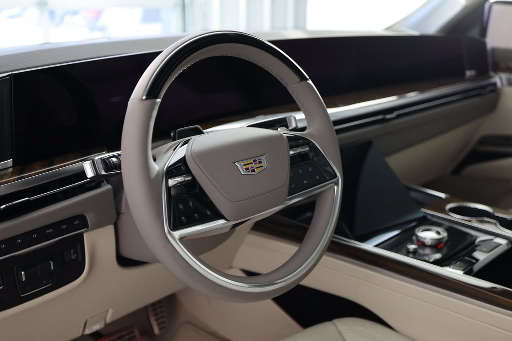 Used 2026 Cadillac Escalade Platinum Sport AWD/4WD image 22