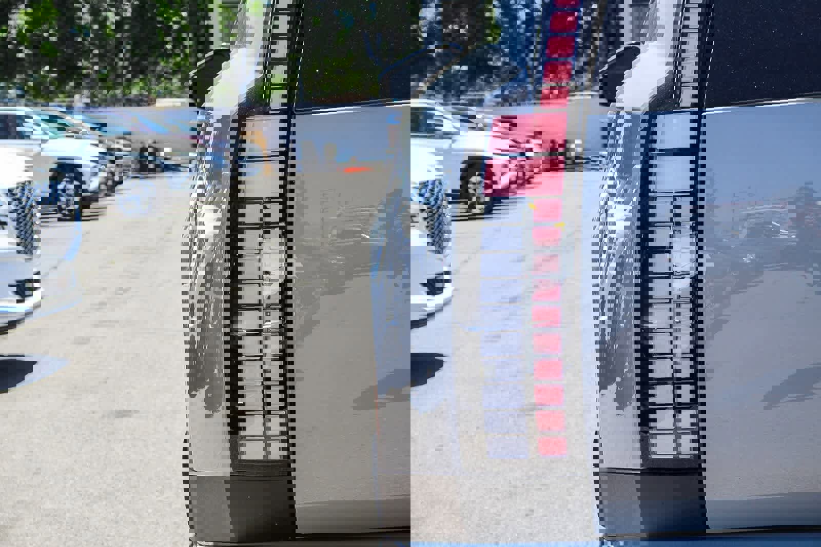 New 2026 Hyundai Ioniq 9 SE image 7