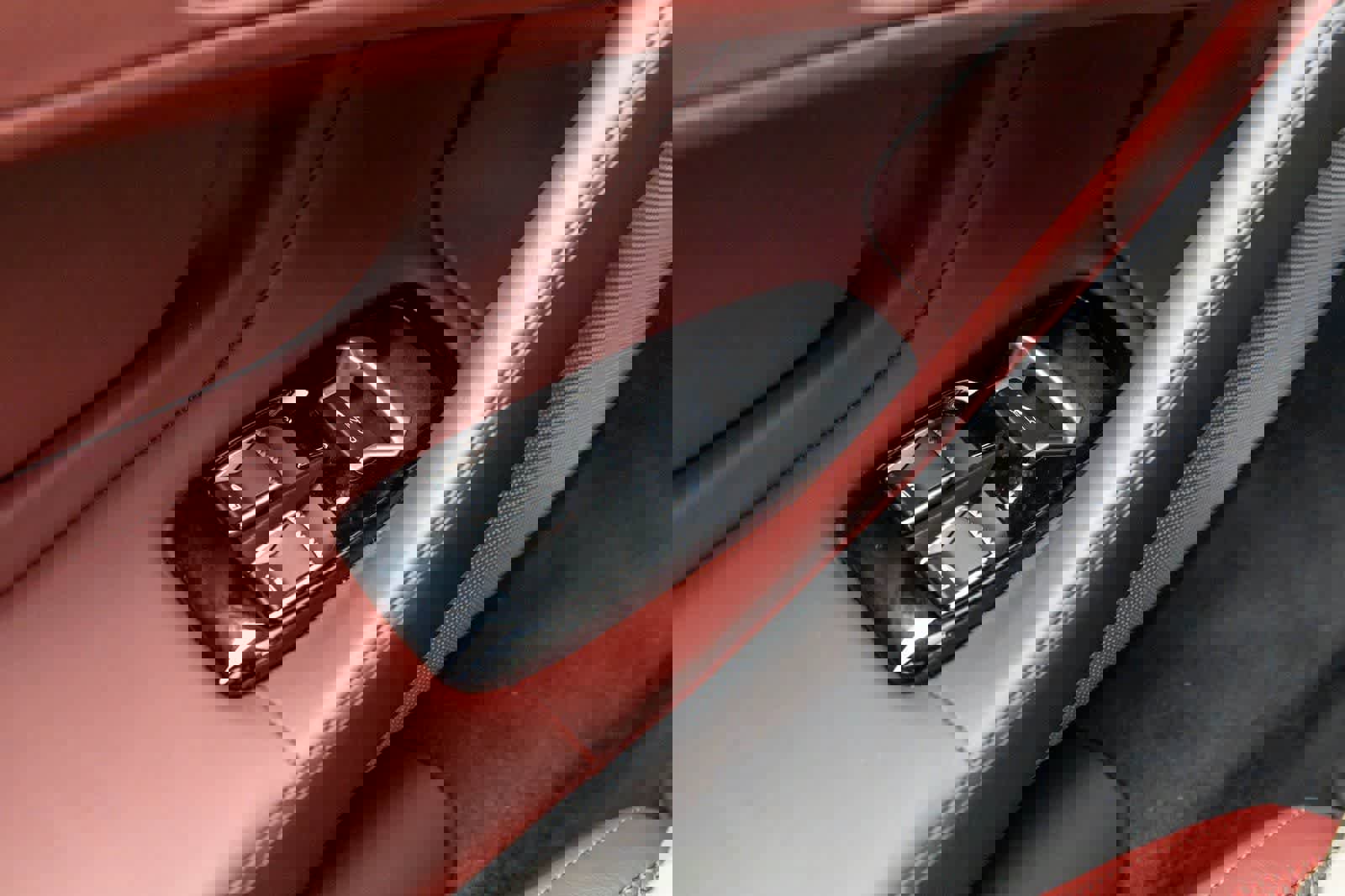 Used 2025 McLaren GTS RWD image 29