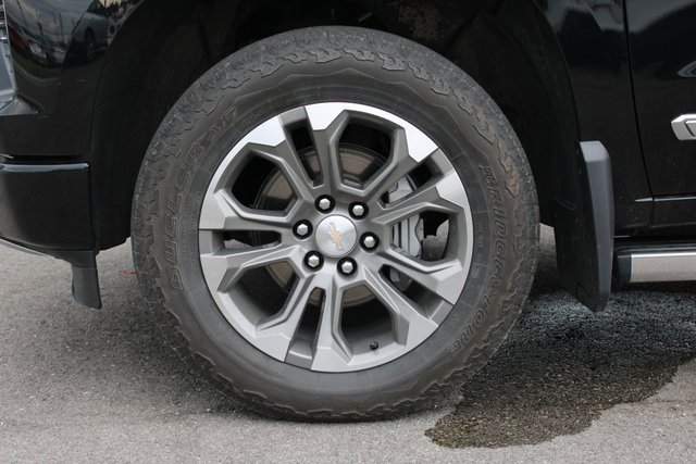Used 2023 Chevrolet Silverado 1500 High Country w/ Max Trailering Package image 44