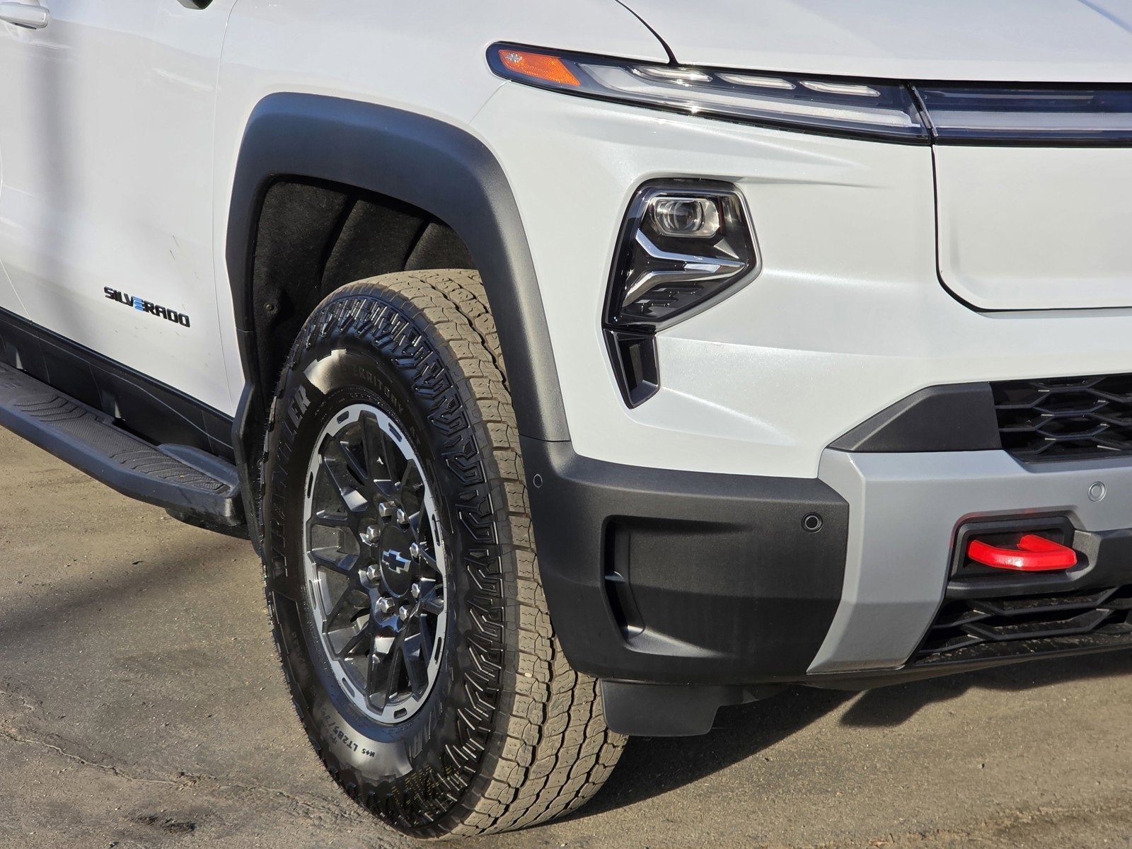 New 2026 Chevrolet Silverado EV Trail Boss image 10