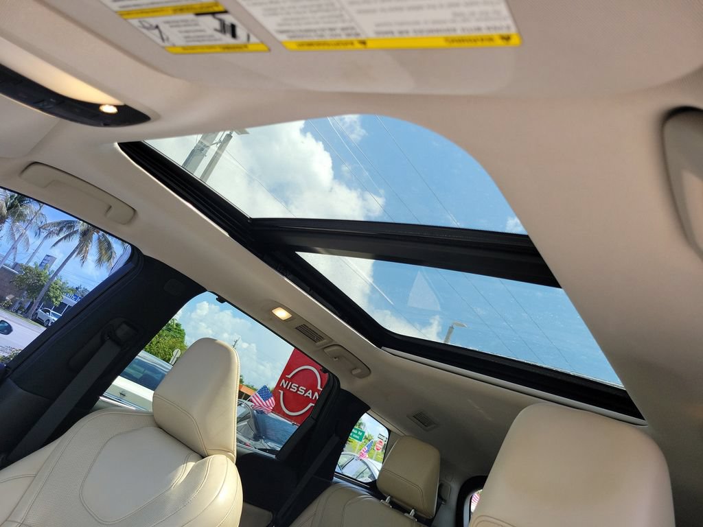 Used 2022 INFINITI QX60 Sensory w/ Vision Package FWD image 28