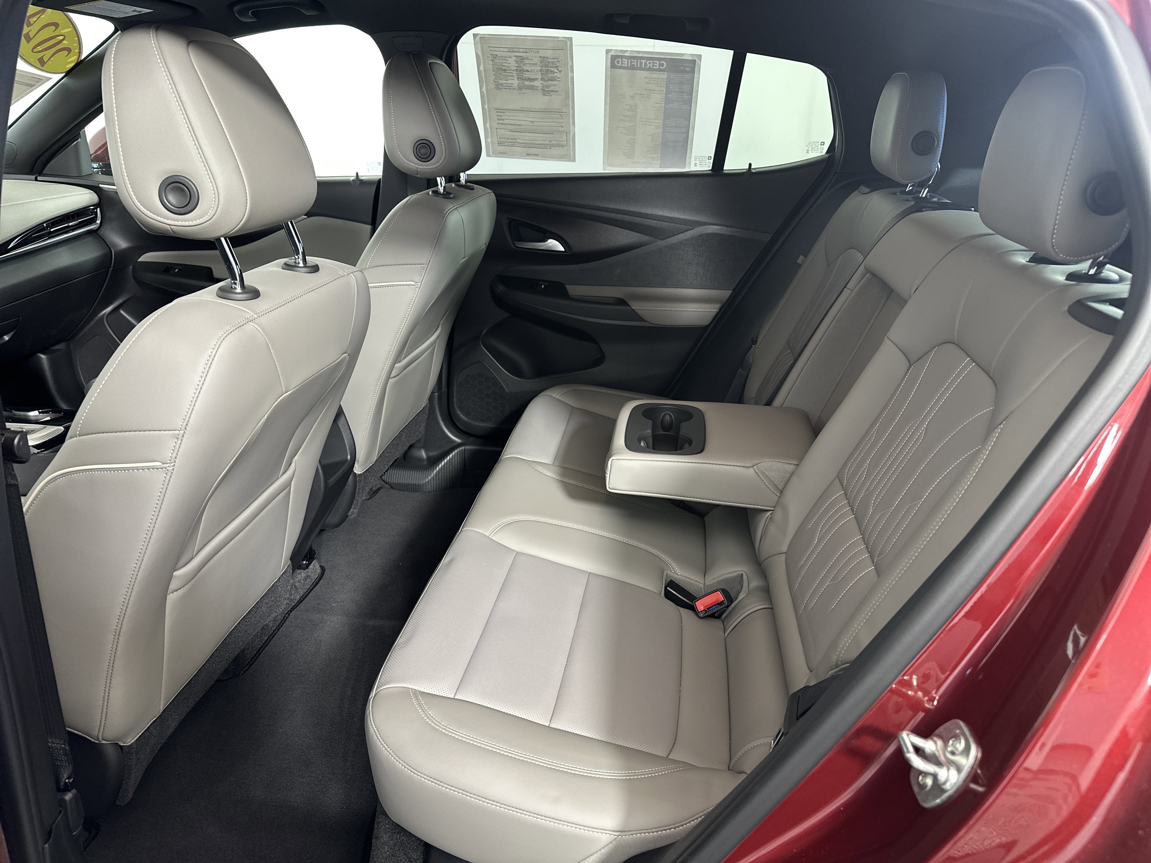 Certified 2024 Buick Envista Avenir image 7