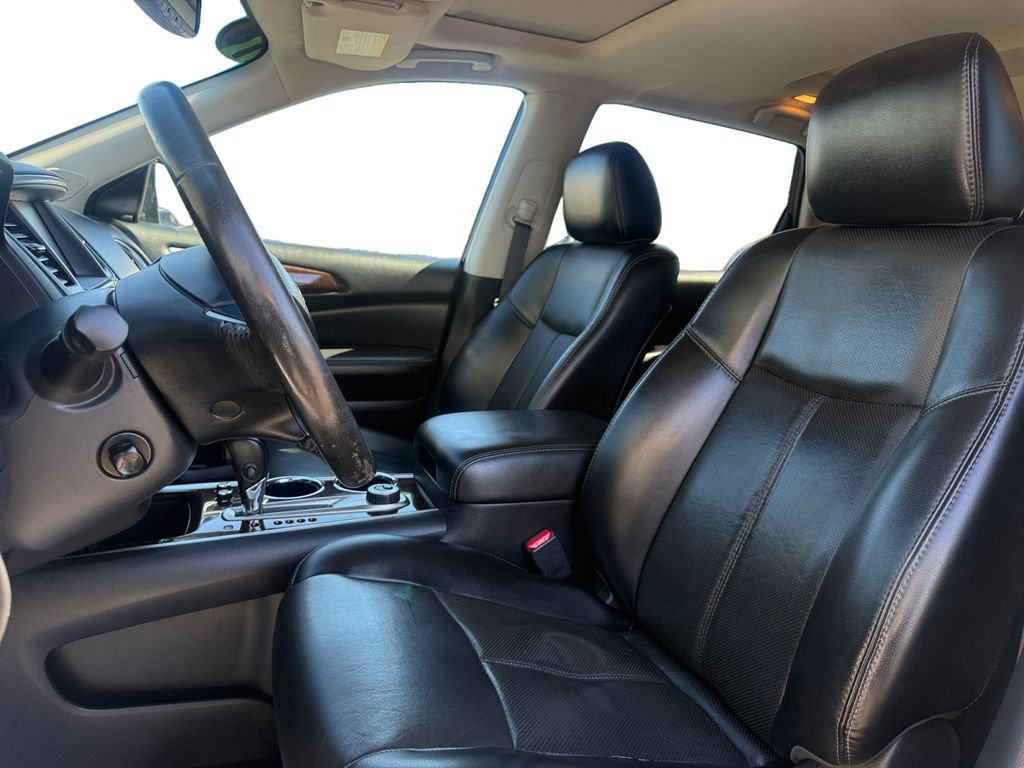 Used 2015 Nissan Pathfinder Platinum image 9