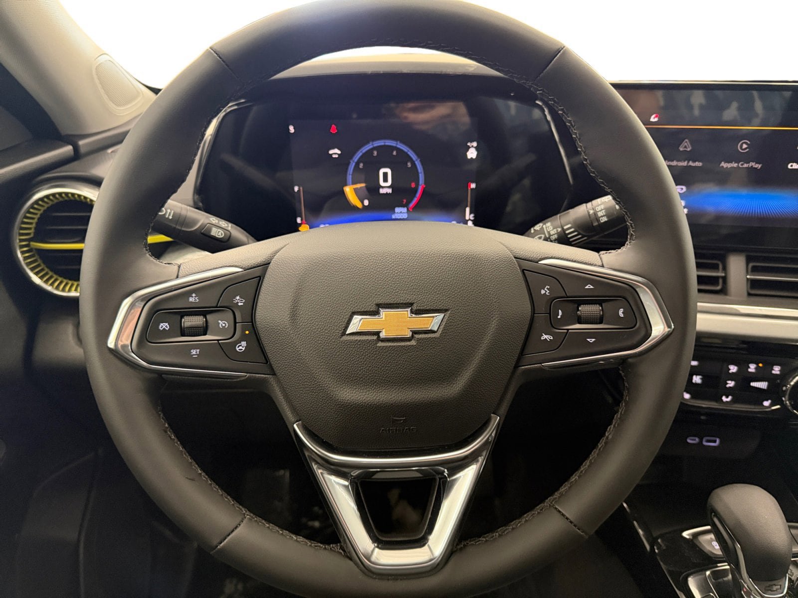 New 2026 Chevrolet Trax LT w/ Driver Confidence Package image 15
