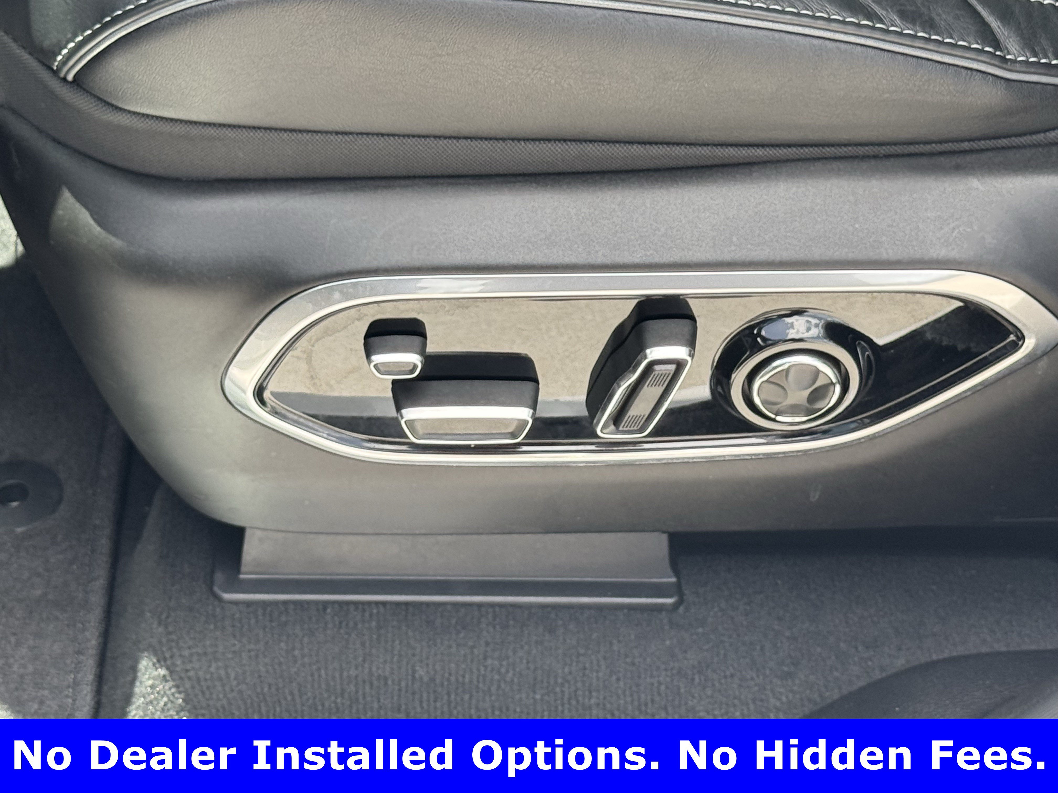 Used 2024 Jeep Grand Cherokee Overland w/ Luxury Tech Group IV AWD/4WD image 26