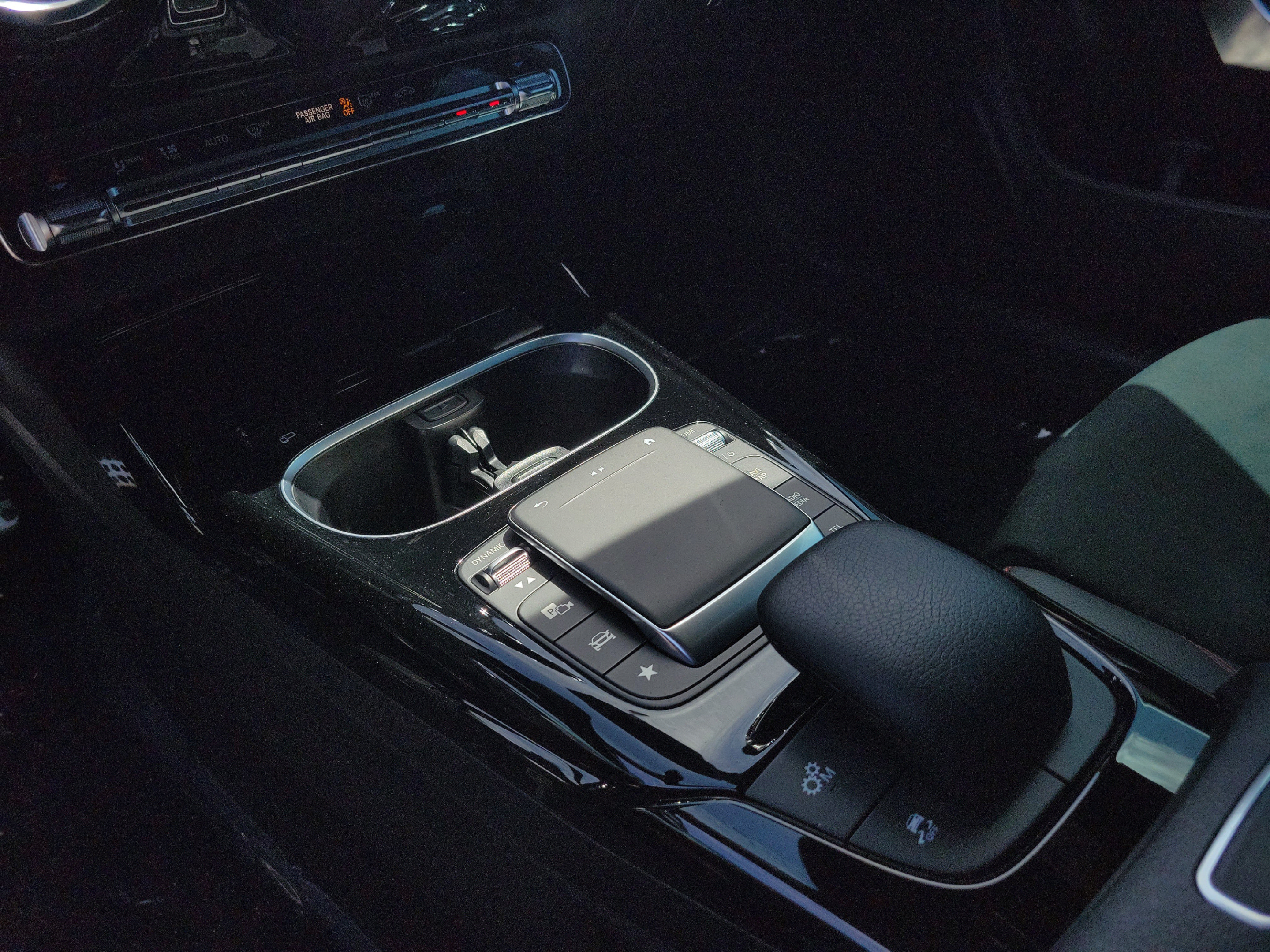 Certified 2023 Mercedes-Benz CLA 35 AMG 4MATIC image 20