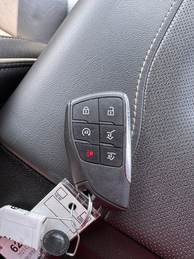 Used 2023 Chevrolet Suburban Premier AWD/4WD image 33