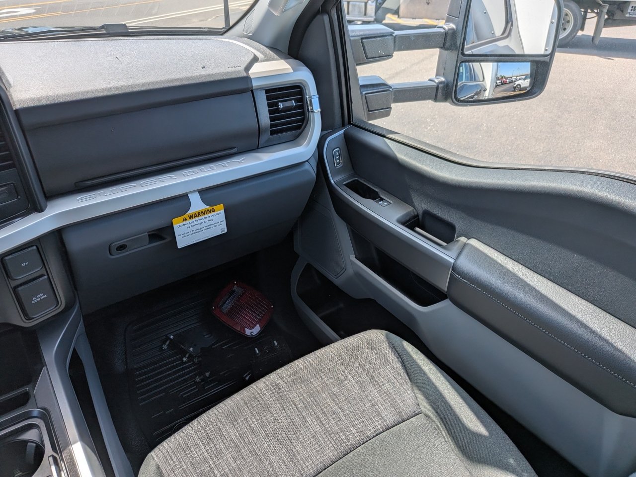 New 2026 Ford F550 4x4 Crew Cab Super Duty w/ Snow Plow Prep Package image 20
