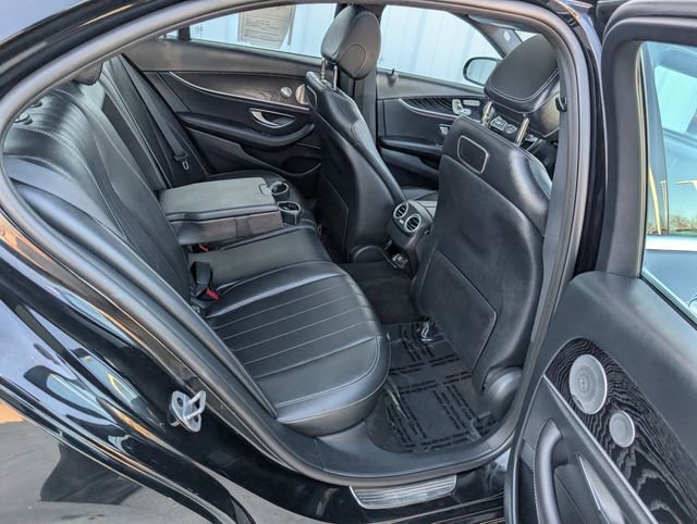 Used 2019 Mercedes-Benz E 300 4MATIC image 27