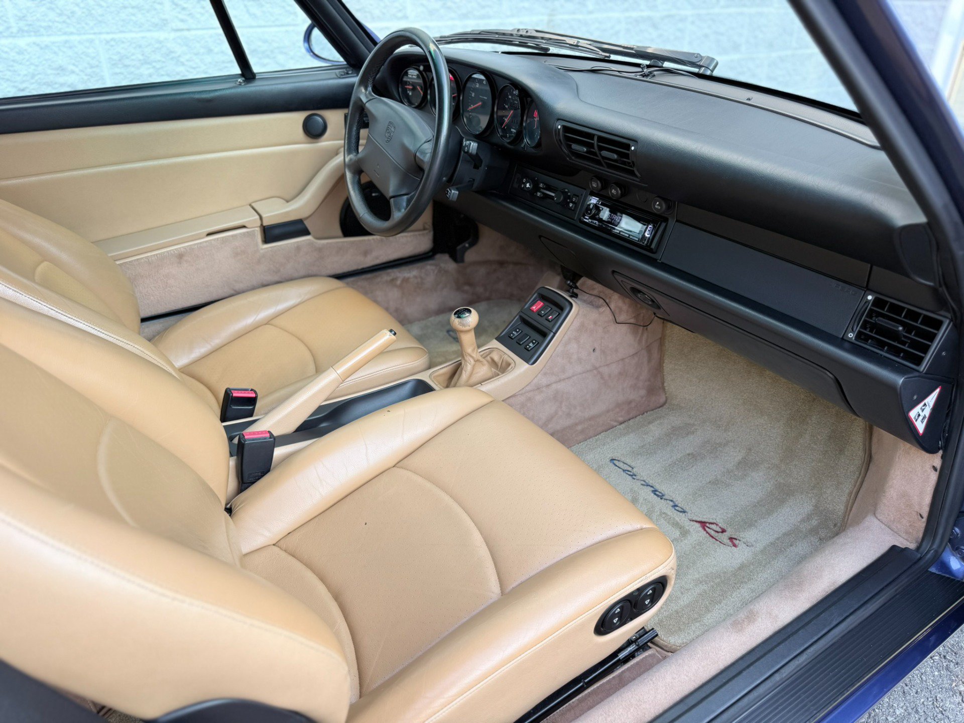 Used 1997 Porsche 911 Carrera RWD image 38