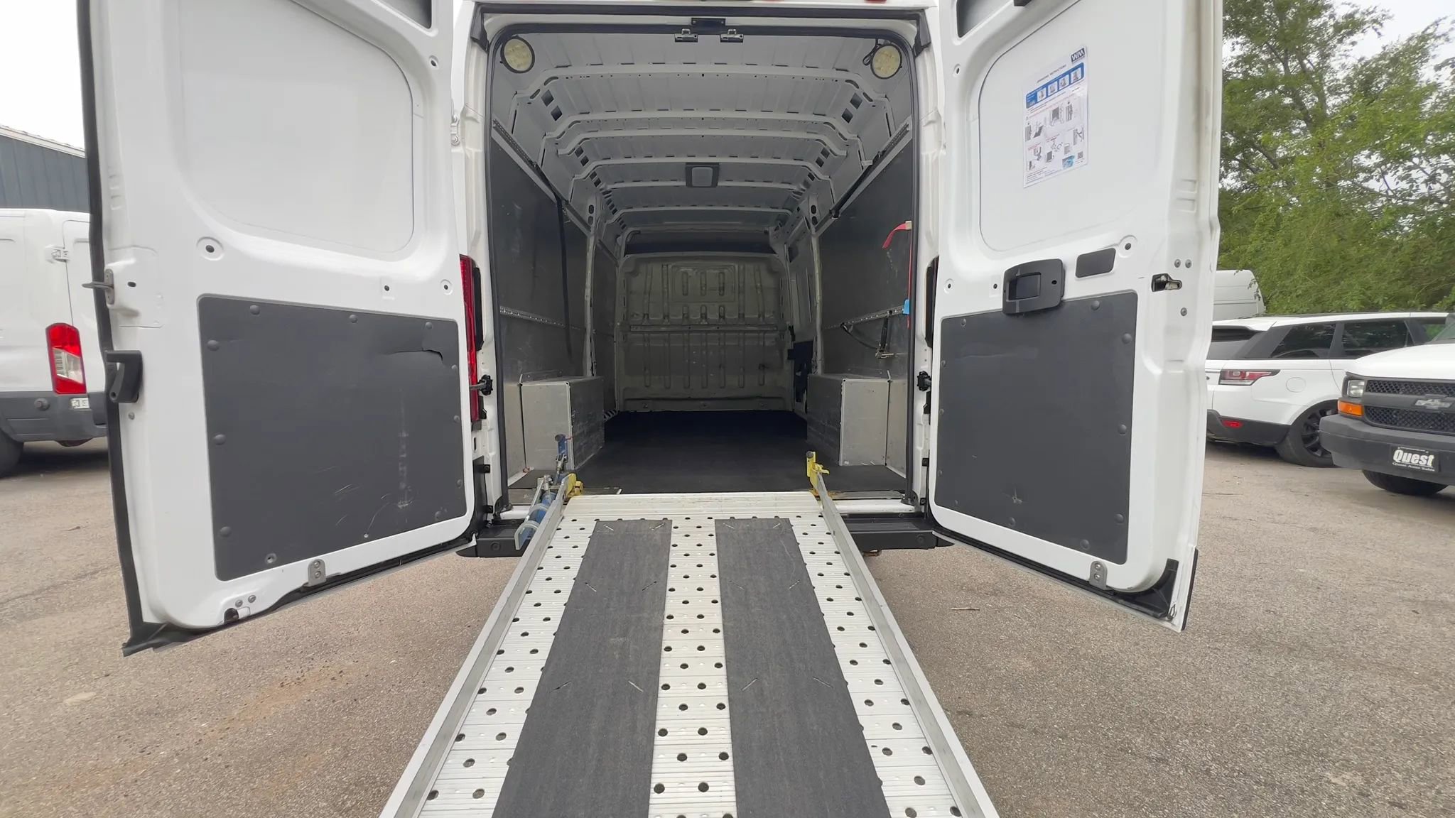 Used 2021 RAM ProMaster 3500 FWD image 15
