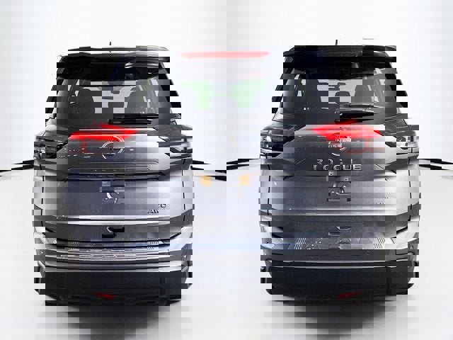Certified 2026 Nissan Rogue SV image 6