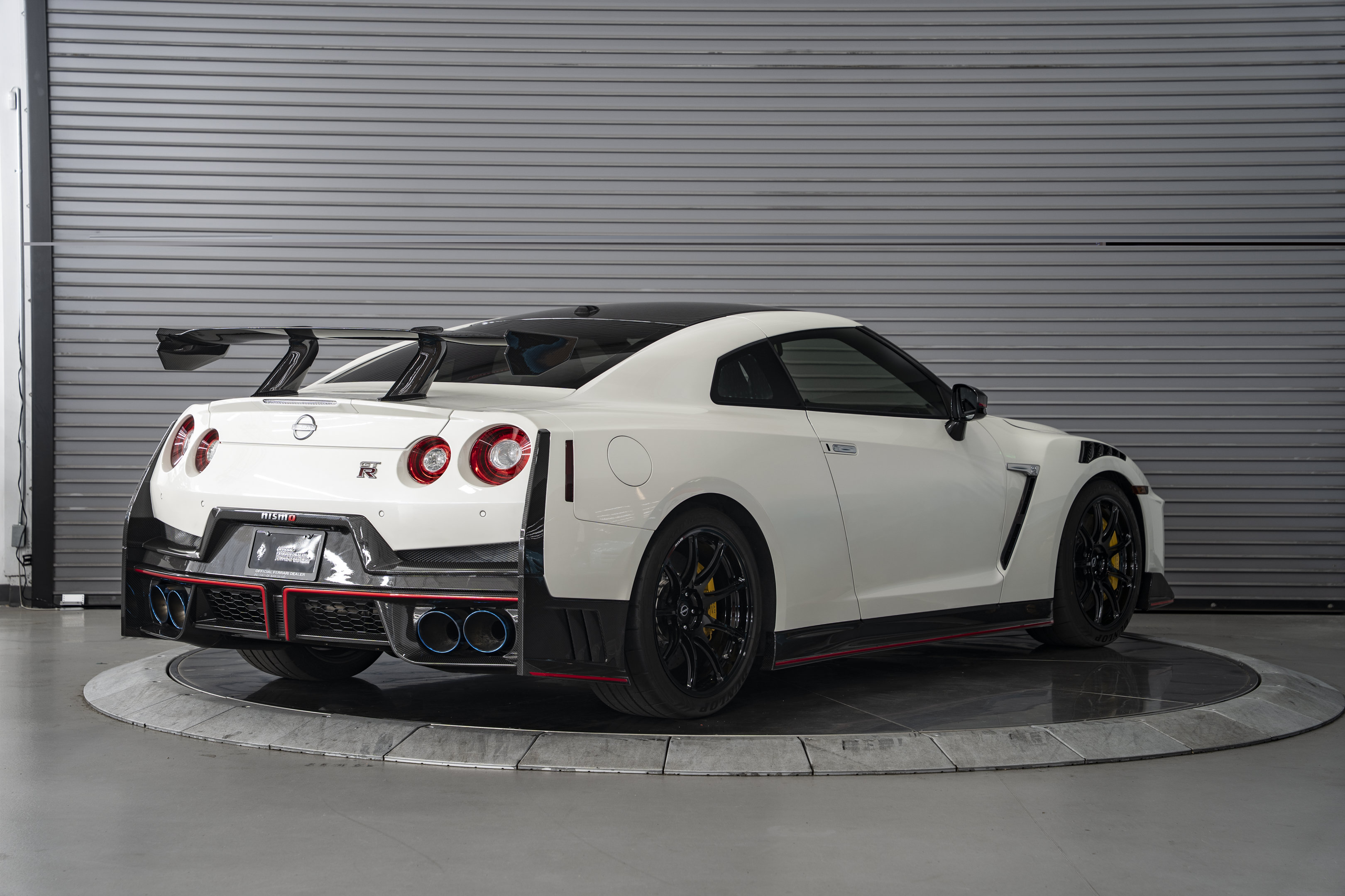Used 2024 Nissan GT-R NISMO w/ Floor Mat Package AWD/4WD image 5