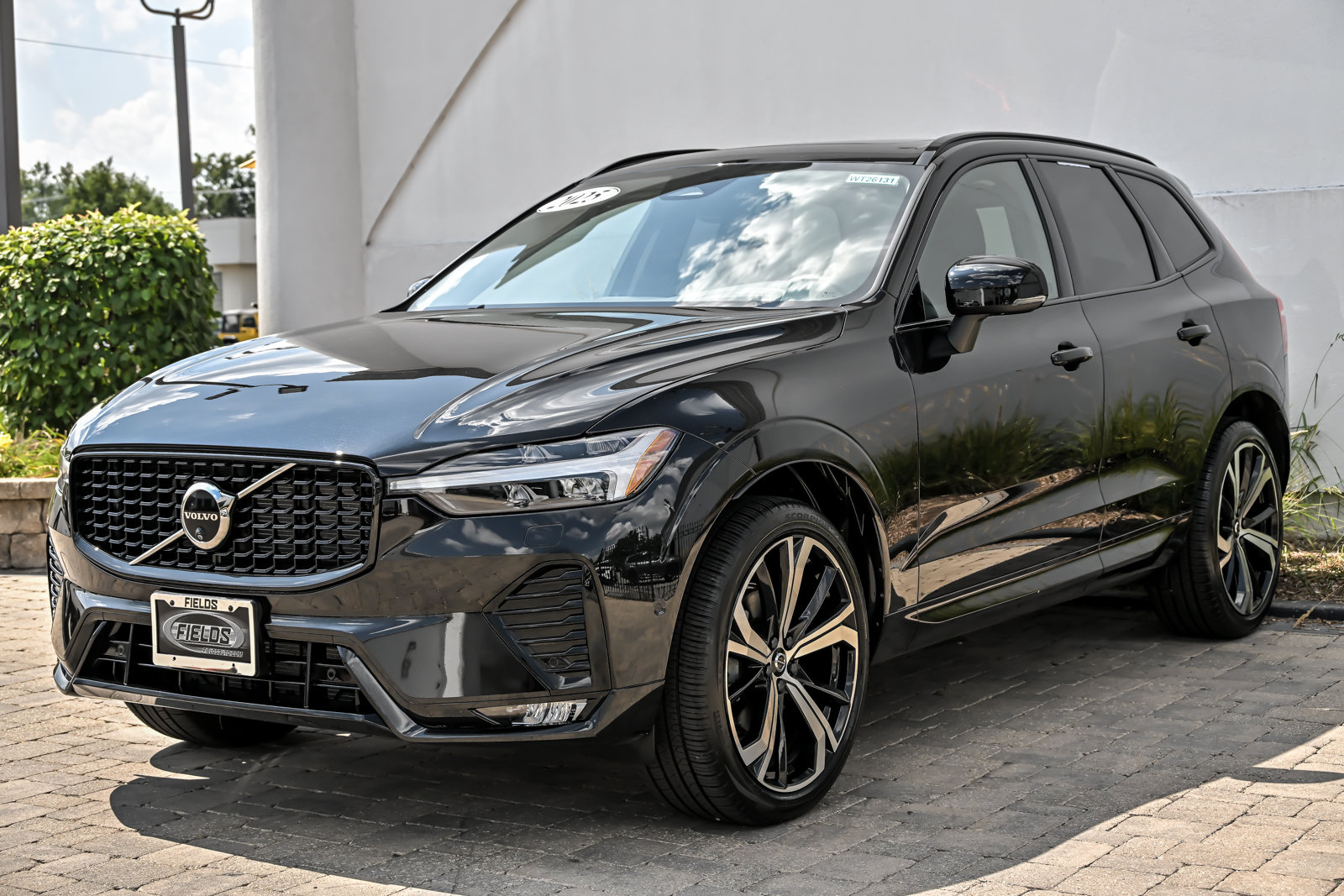 Used 2025 Volvo XC60 B5 Ultra w/ Protection Package Premier AWD/4WD image 5