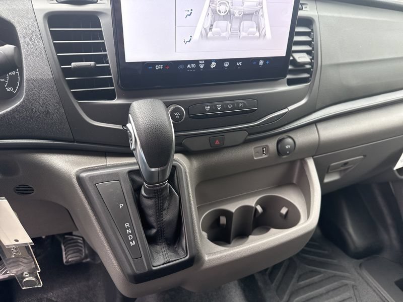 New 2025 Ford Transit 350 Low Roof RWD image 31