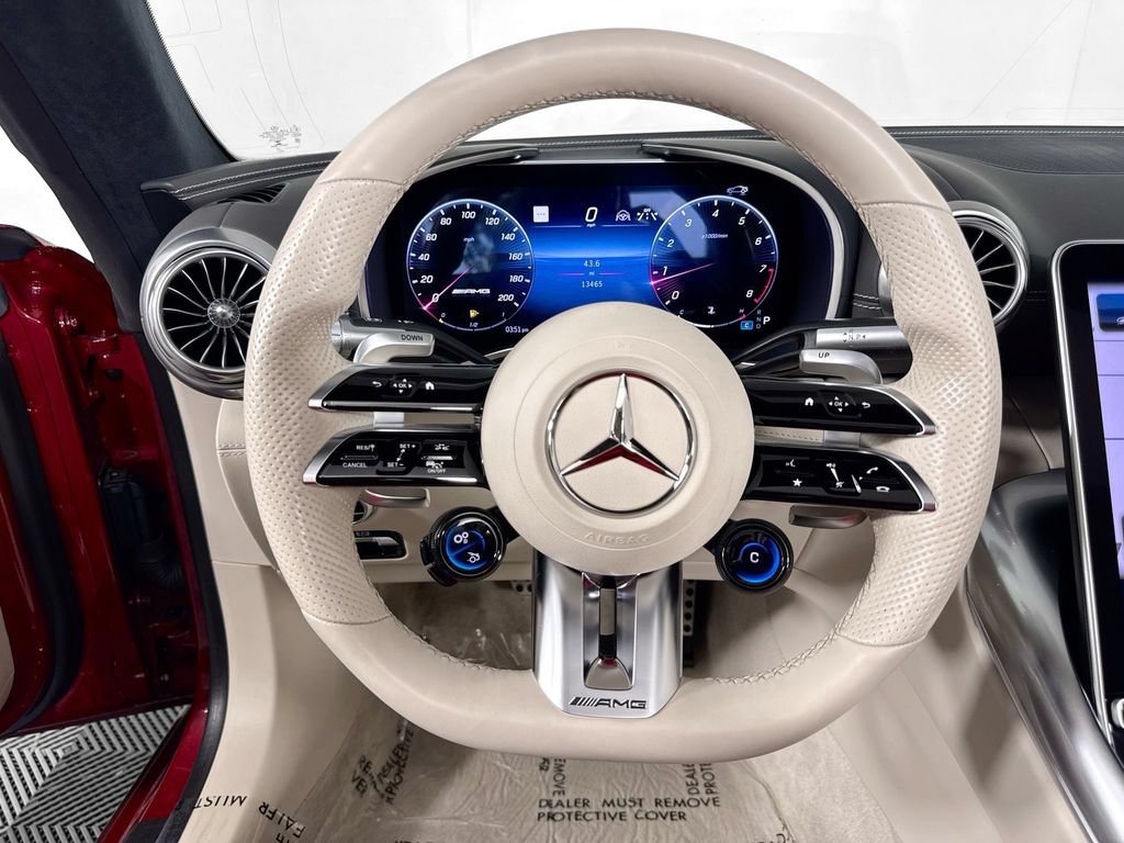 Used 2022 Mercedes-Benz SL 55 AMG 4MATIC image 11