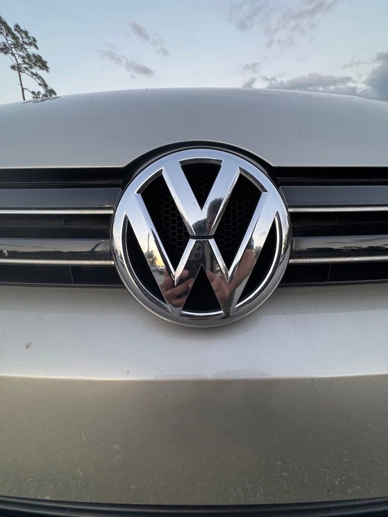 Used 2014 Volkswagen Jetta TDI FWD image 2