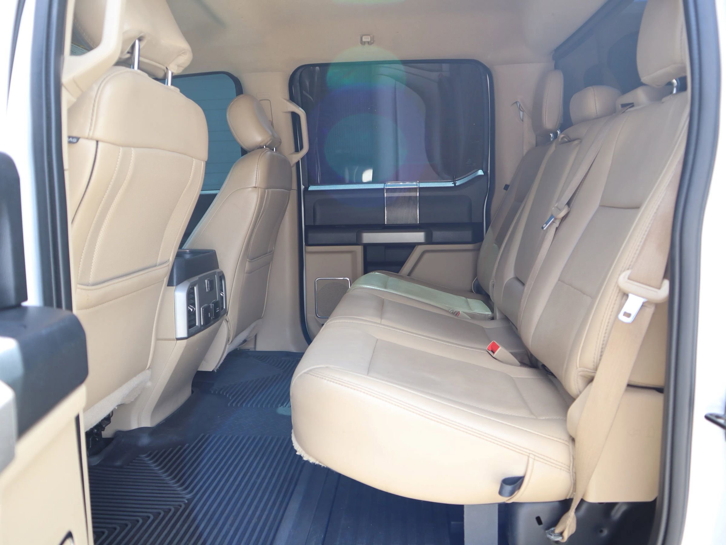 Used 2019 Ford F250 Lariat w/ Lariat Value Package image 13