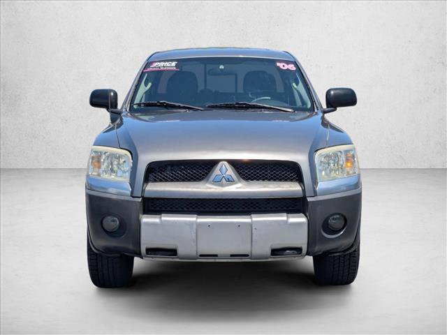 Used 2006 Mitsubishi Raider DuroCross RWD video 2