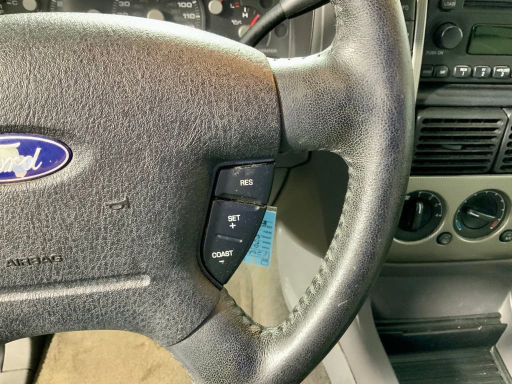 Used 2005 Ford Explorer XLT AWD/4WD image 18