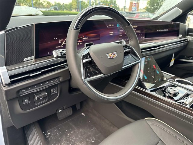 New 2026 Cadillac Escalade Luxury w/ LPO, Radiant Package image 21