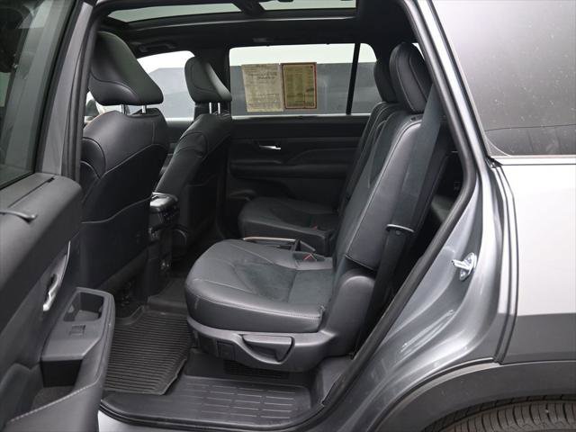 Certified 2026 Toyota Grand Highlander AWD Hybrid image 30