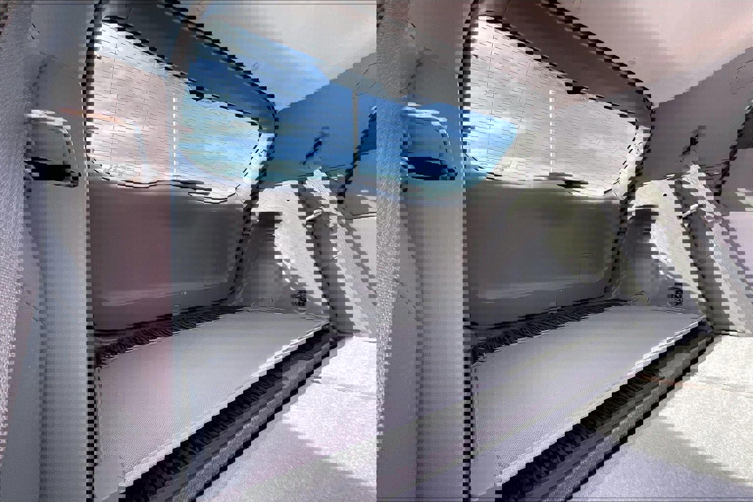 Used 2023 Chevrolet Bolt EUV Premier w/ Sun & Sound Package image 27