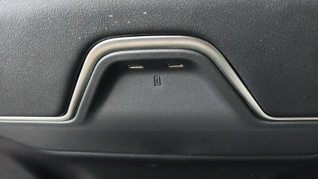 Used 2025 Lincoln Navigator L Reserve AWD/4WD image 9
