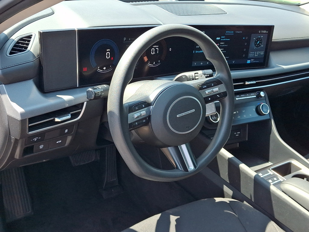 Used 2025 Hyundai Sonata SEL FWD image 25