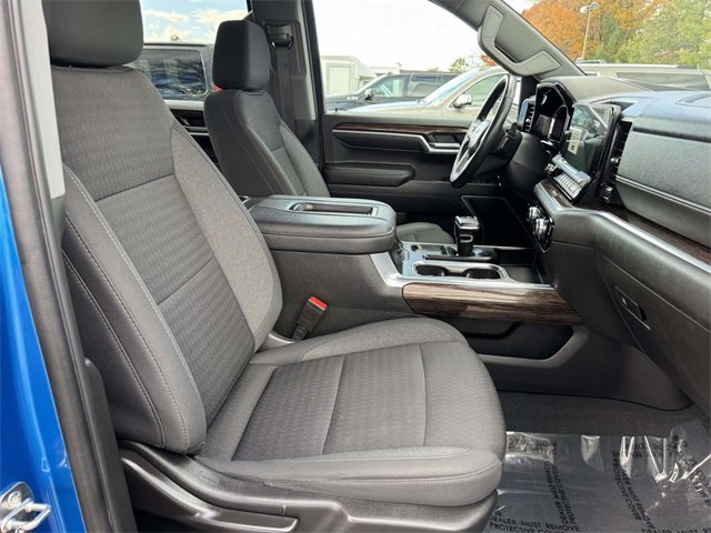 Used 2022 GMC Sierra 1500 Elevation w/ LPO, Elevation Black Package image 28