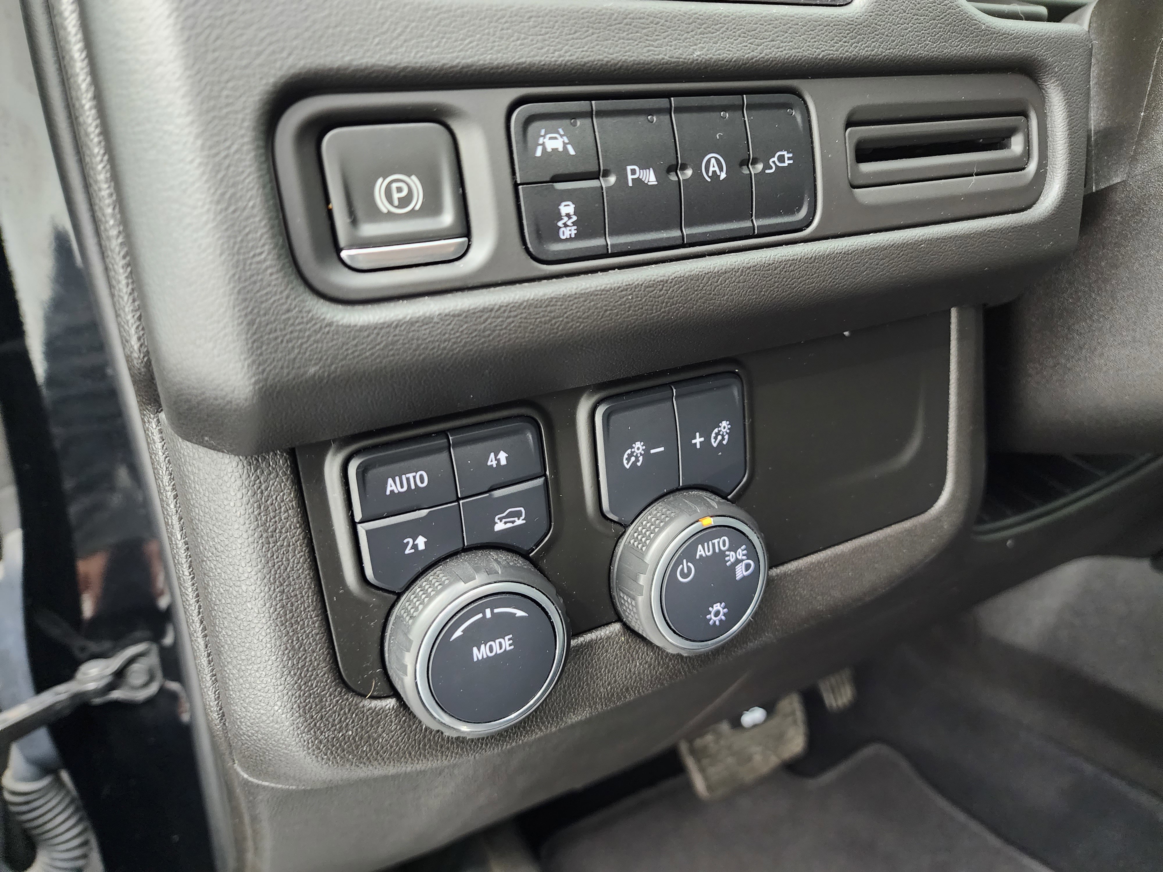 Used 2021 Chevrolet Tahoe LT image 49