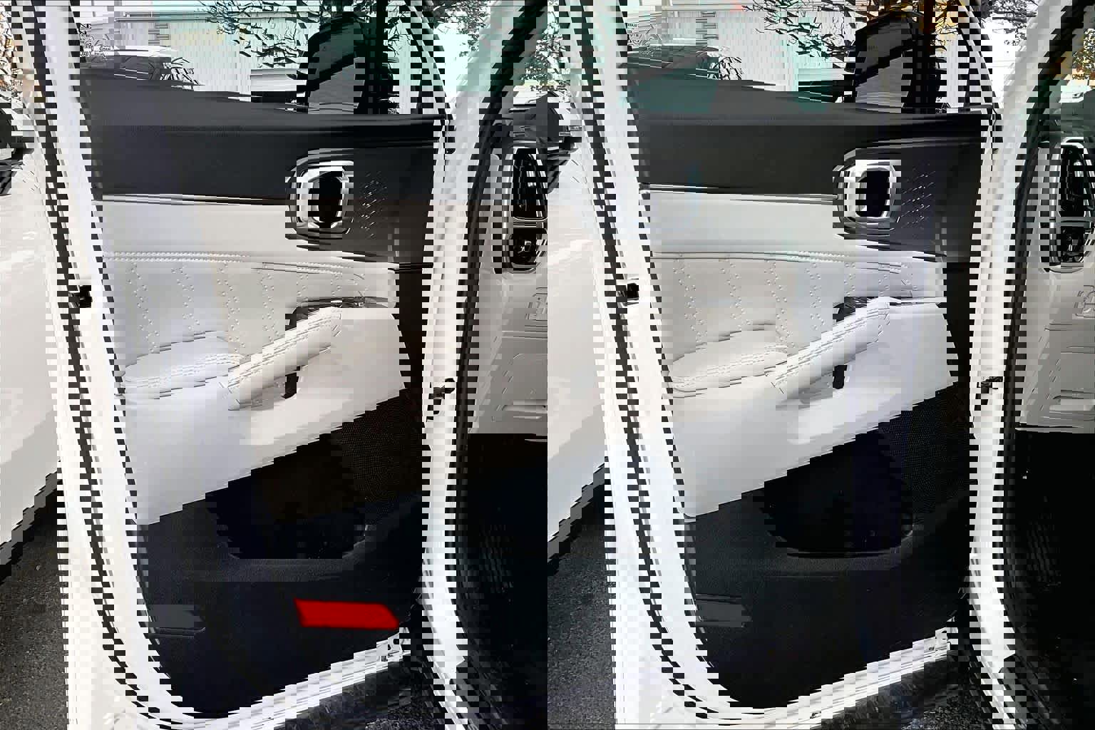 Used 2023 Kia Sorento SX image 21