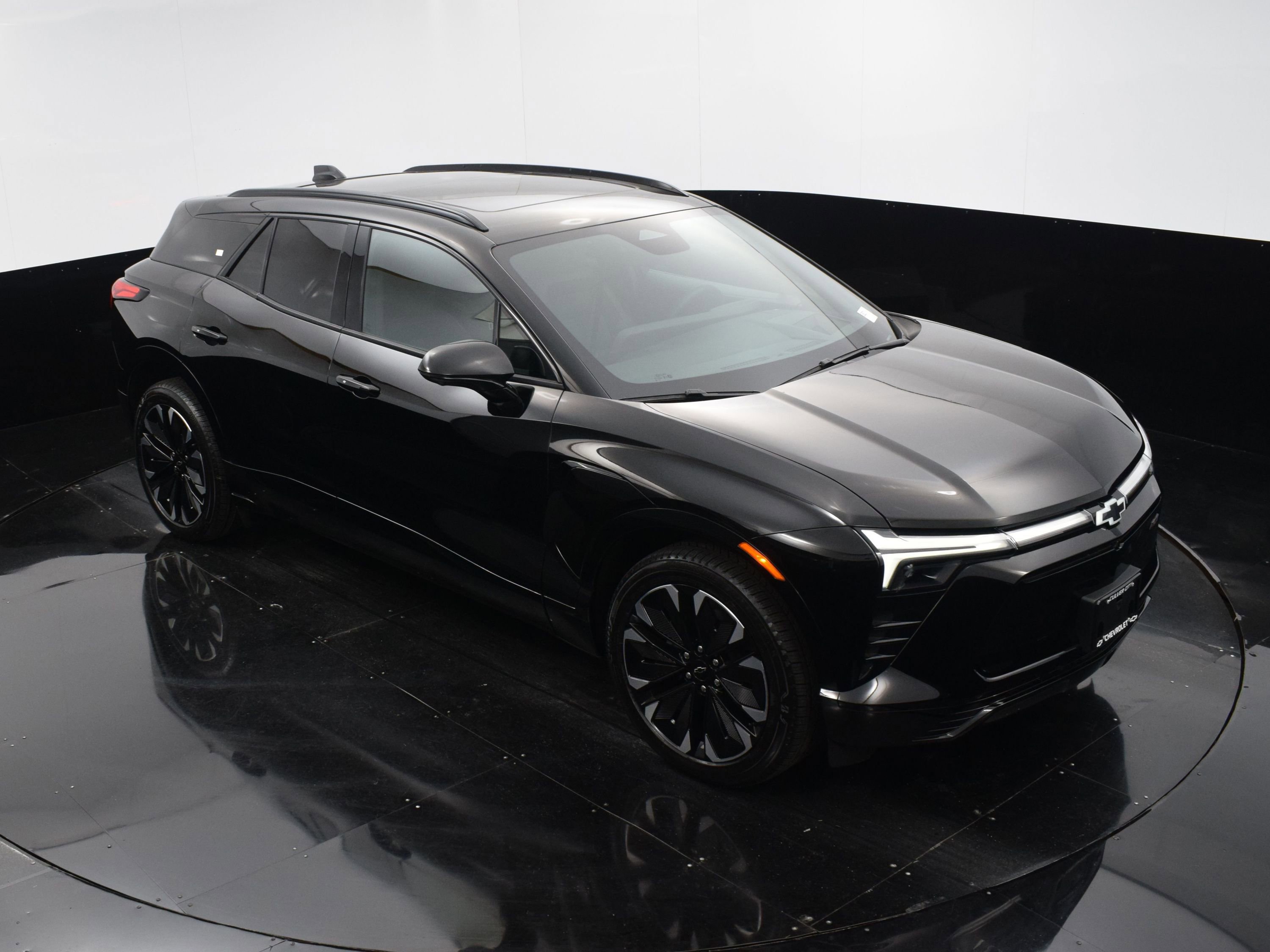New 2025 Chevrolet Blazer EV RS image 23