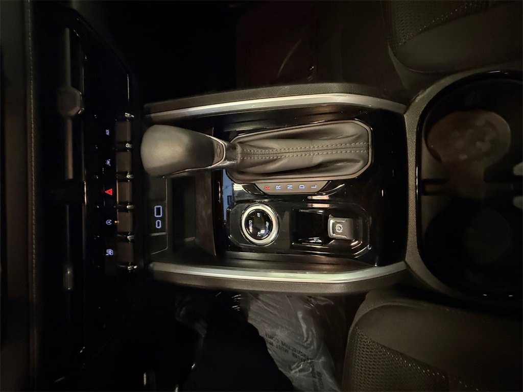 Certified 2024 Chevrolet Colorado LT w/ LT Convenience Package image 21